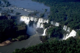 cataratas_del_iguazu.jpg