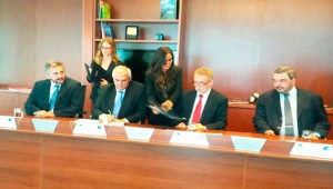firma_convenio.jpg_1718483346