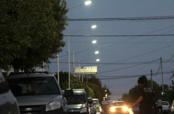 pueblo-LEDs-reducen-consumo
